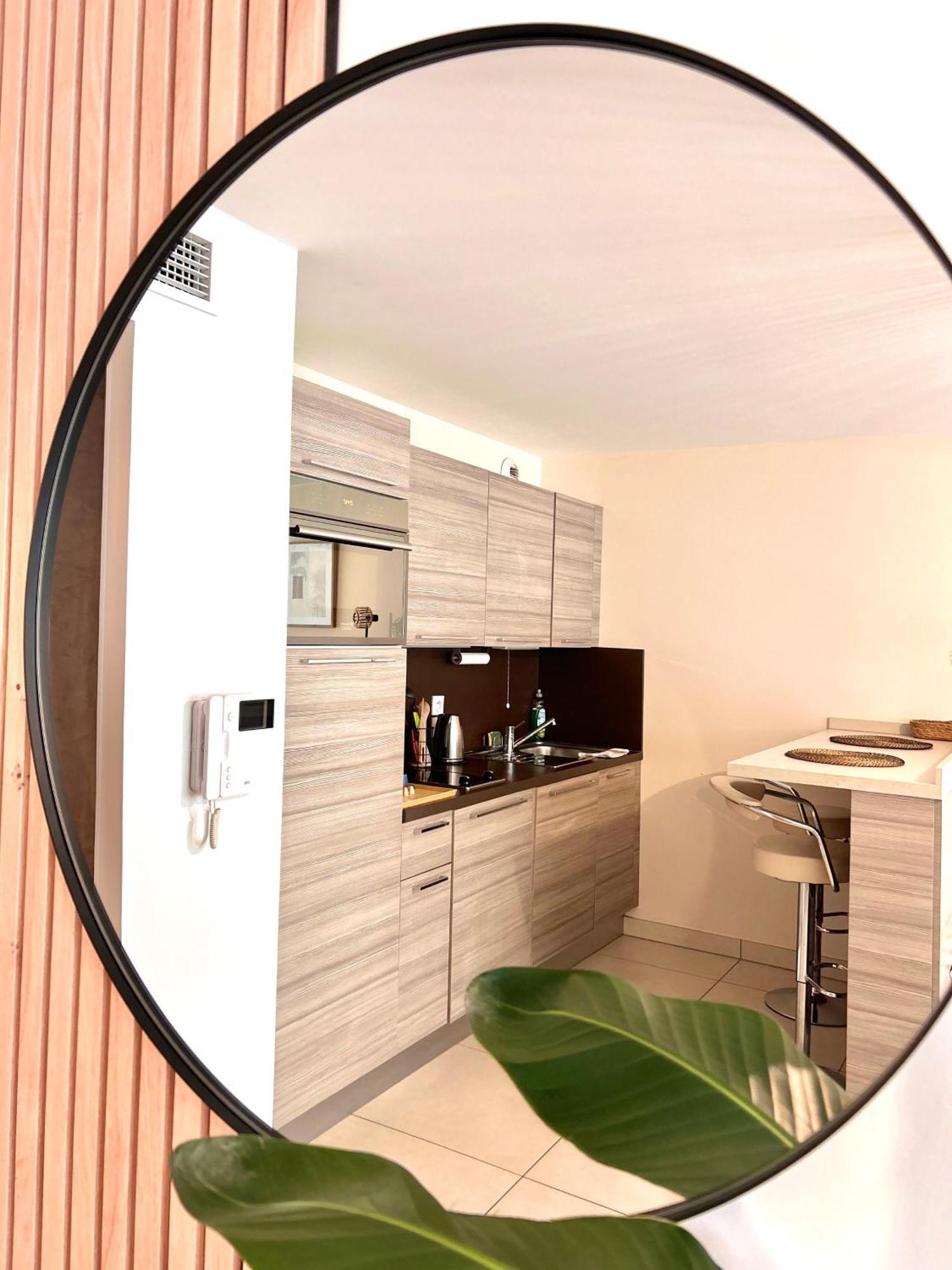 Studio Neuf - Portes De Monaco - Confort - Wifi - Clim المظهر الخارجي الصورة
