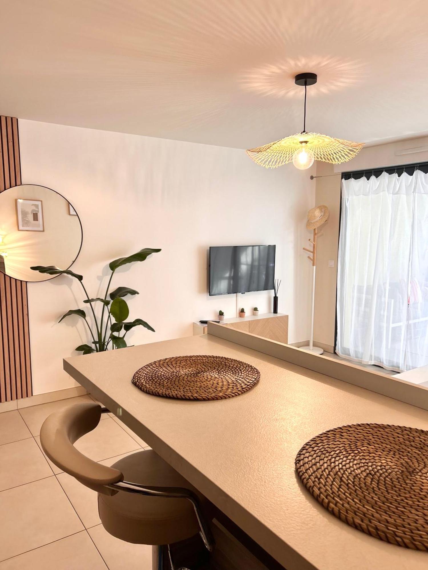 Studio Neuf - Portes De Monaco - Confort - Wifi - Clim المظهر الخارجي الصورة